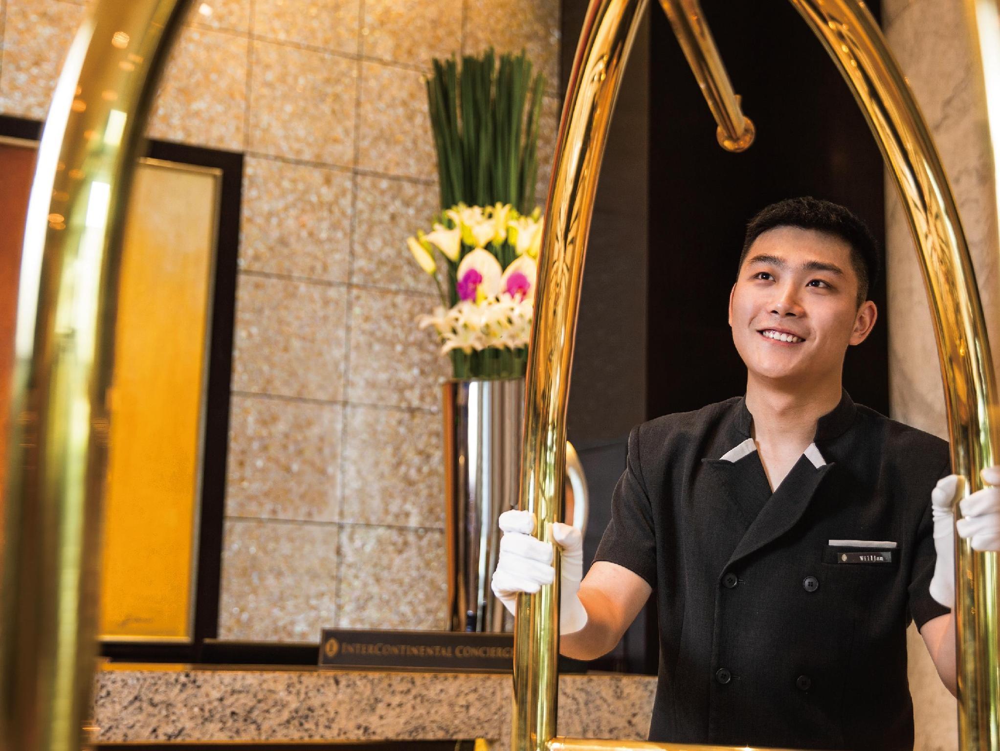 Intercontinental Shanghai Pudong By Ihg מראה חיצוני תמונה