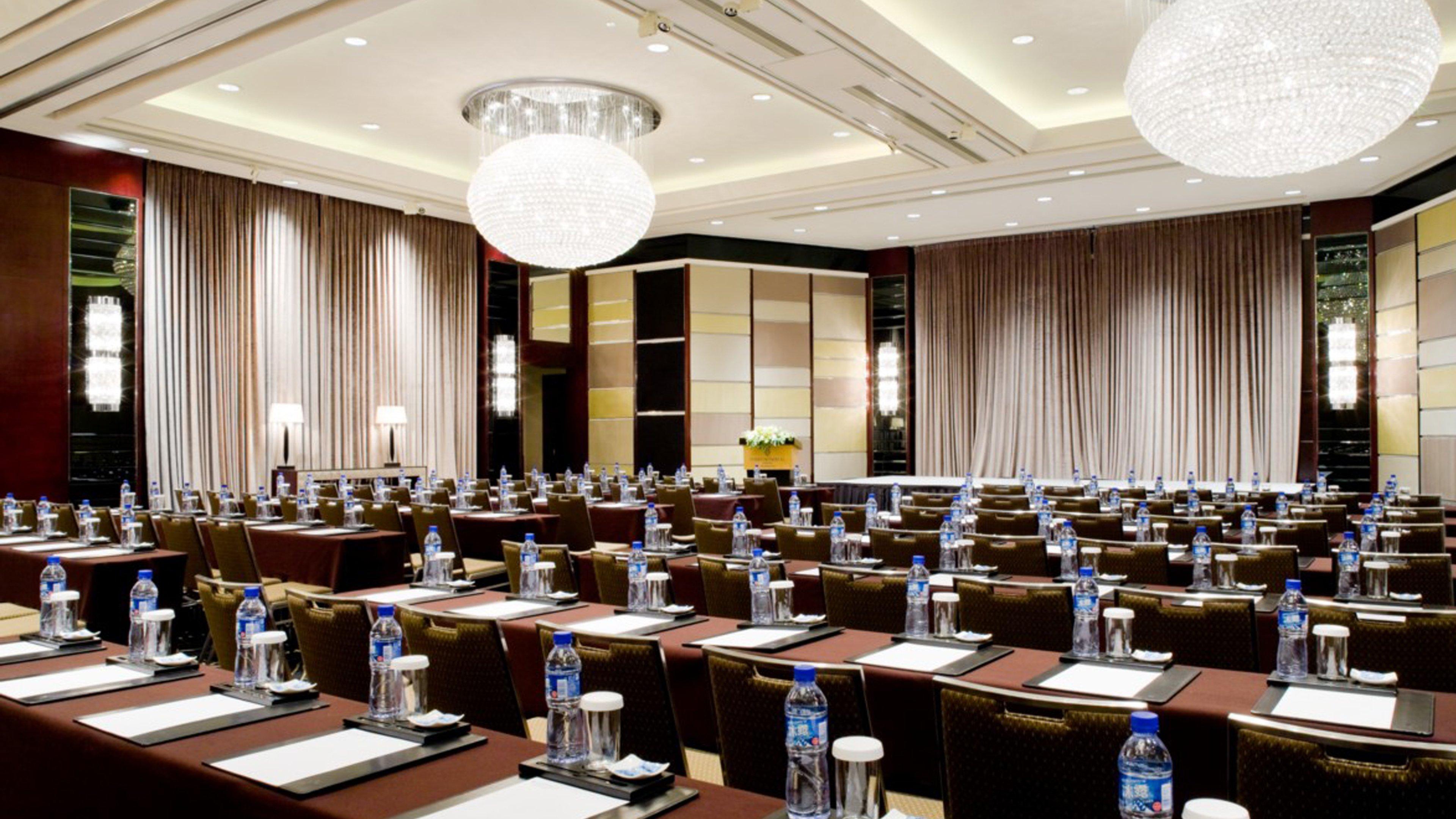 Intercontinental Shanghai Pudong By Ihg מראה חיצוני תמונה