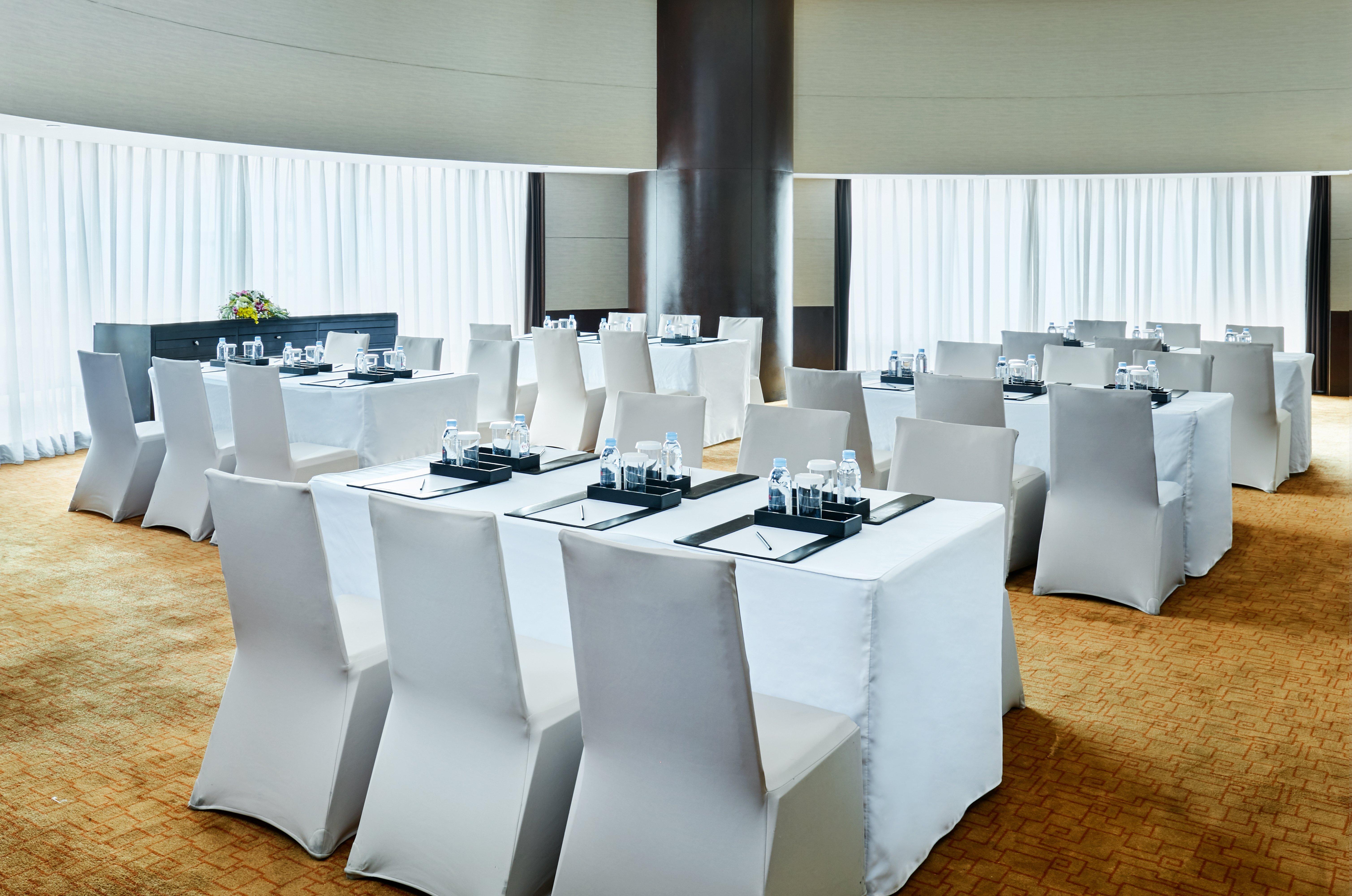Intercontinental Shanghai Pudong By Ihg מראה חיצוני תמונה